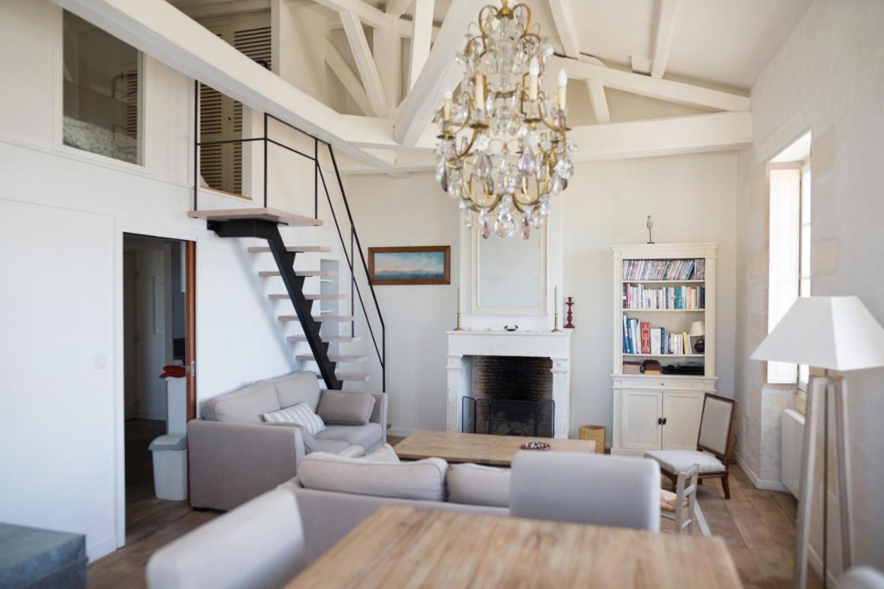 XVIII Century Gem With Magnificent Views Of The Harbour With A Private Garage Apartment Saint-Martin-de-Re Exterior photo